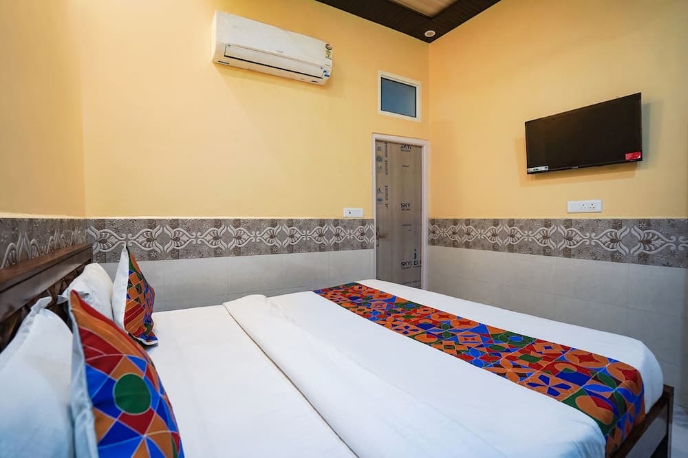 Fabhotel Ss Dham