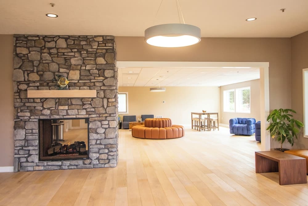 The Tillamook Inn