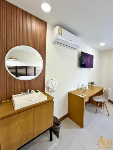 Angeles Suites & Hotel