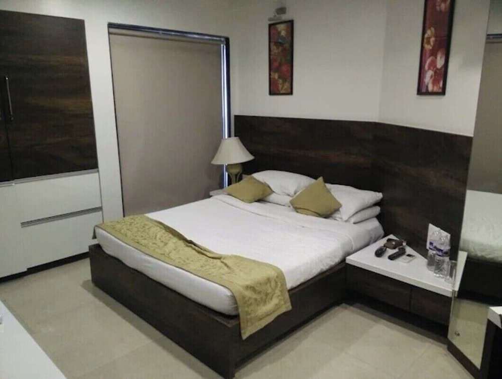 Hotel Sunland