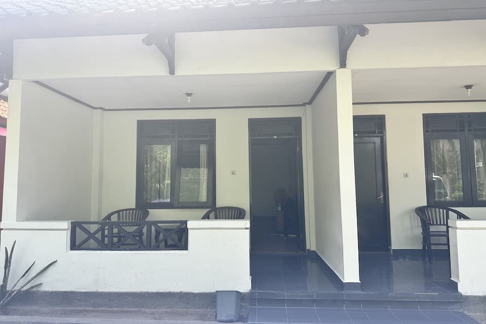 HOTEL WARTA SARI