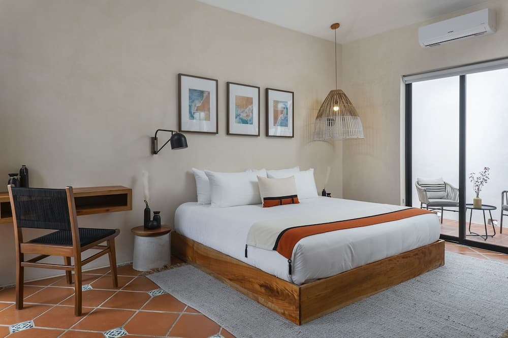 Carmen Suites