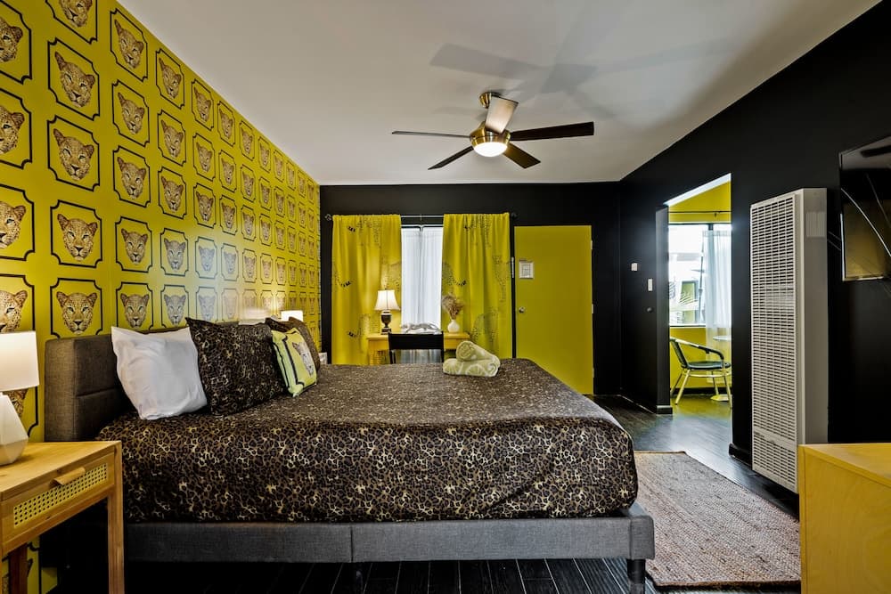 Cheetah Hotel