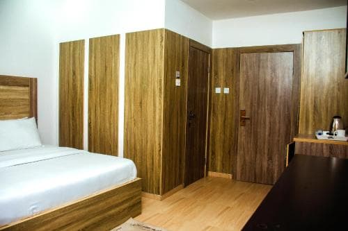 Hotel Capitol