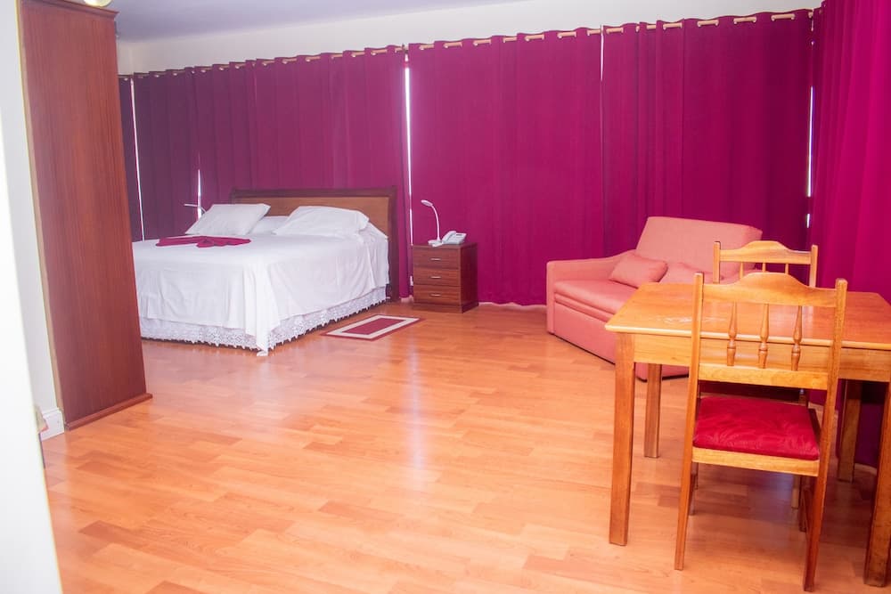 Hotel Santos Pina