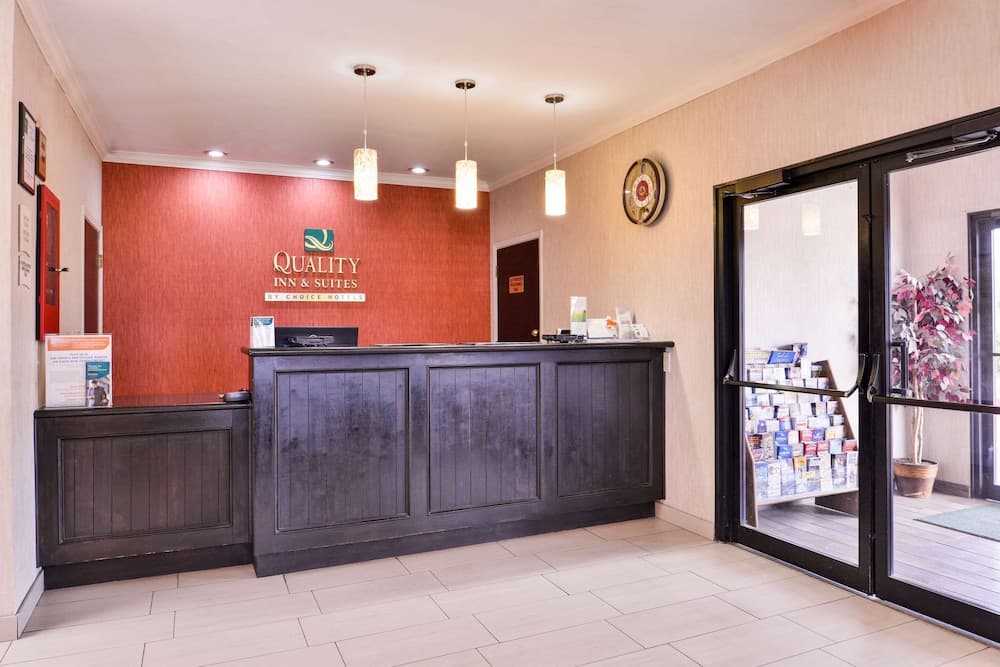 Quality Inn & Suites Beaumont