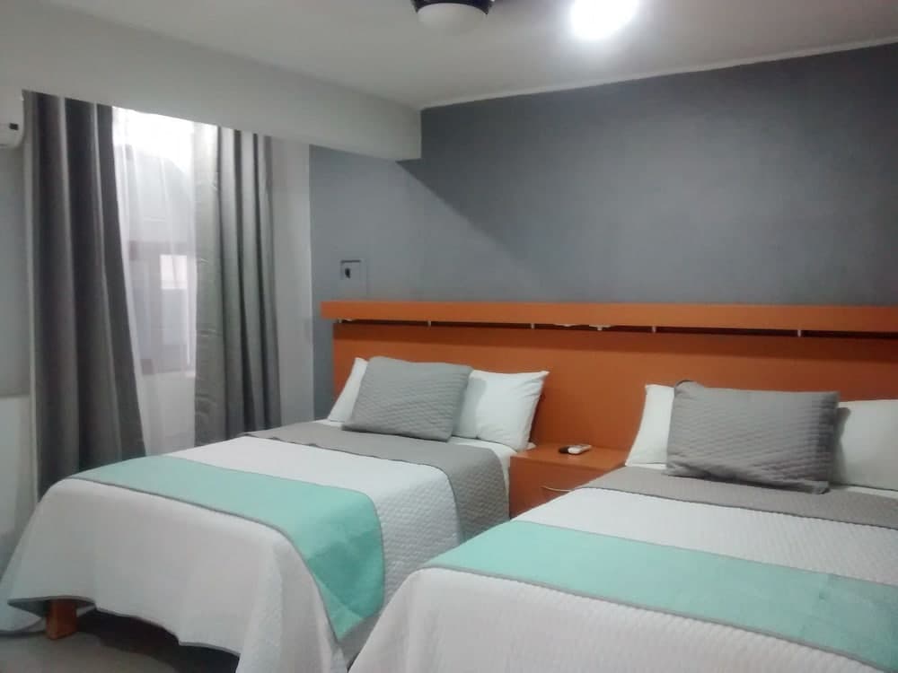 Hotel 49