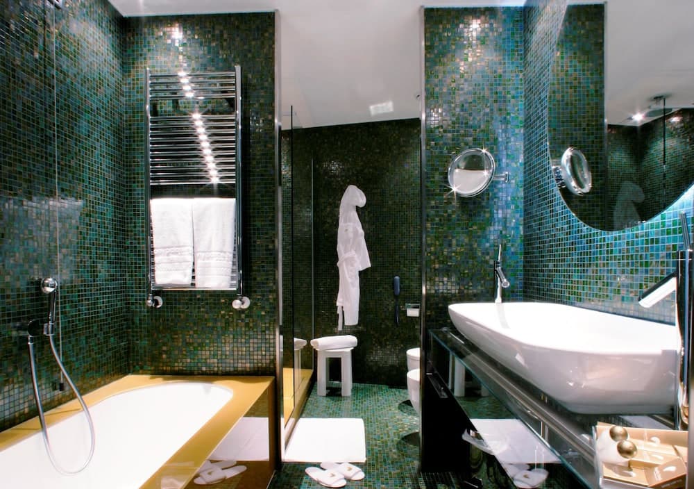 Antony Palace Hotel