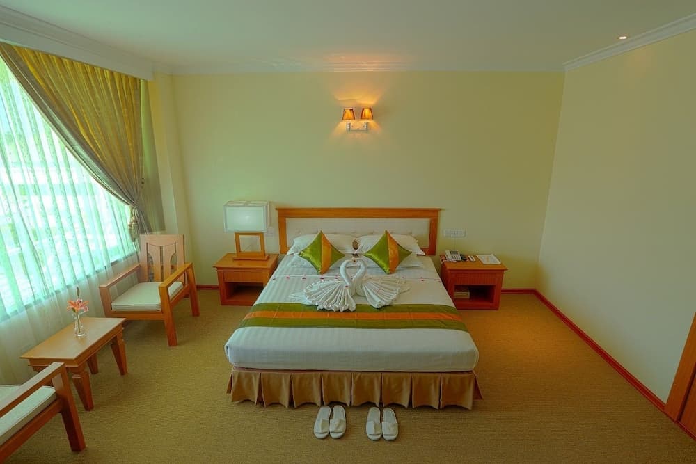 Apex Hotel