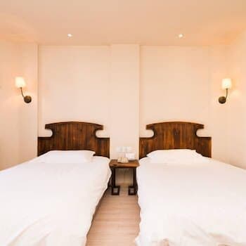 Thoroughfare Hotel