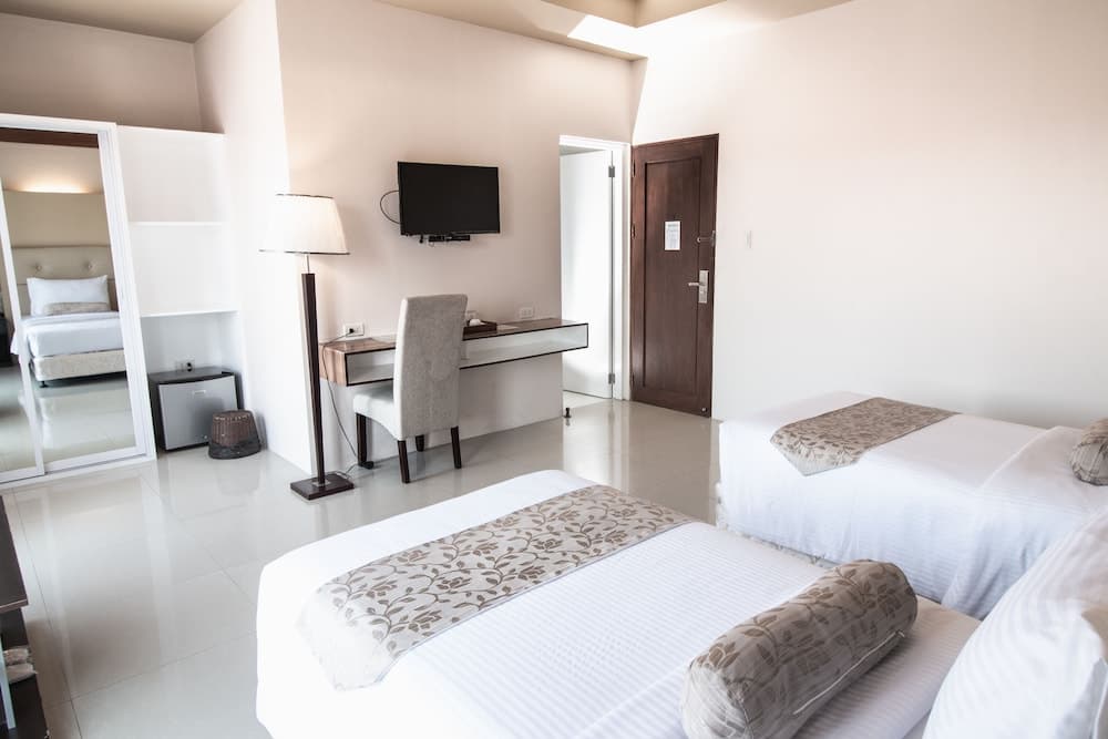 Sierra Hotel