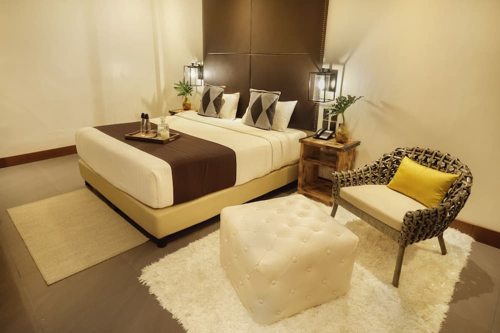 The Bourke Hotel