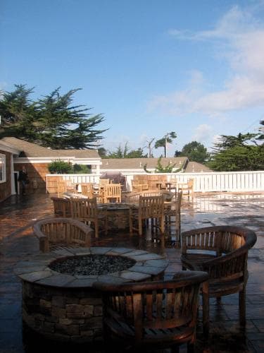 Lighthouse Lodge And Cottages