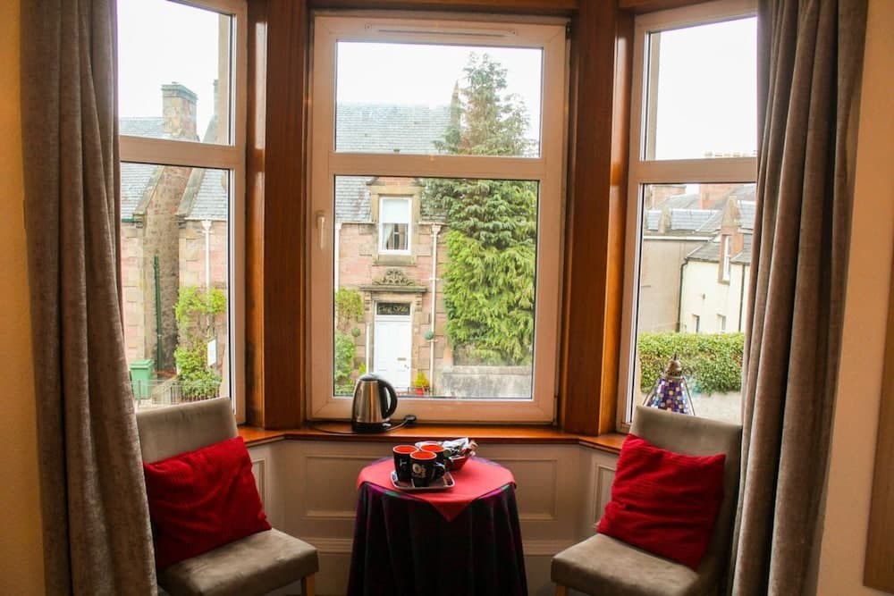 Cedar Villa Guest House B&B