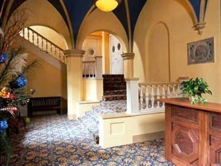 Inn at the Villa