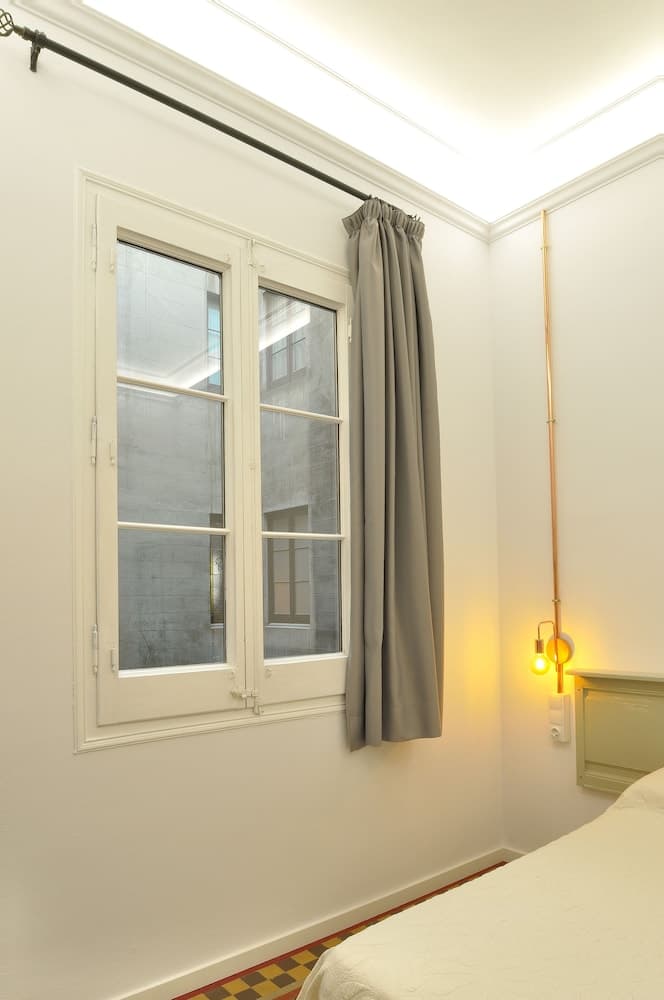 Hostal Girona