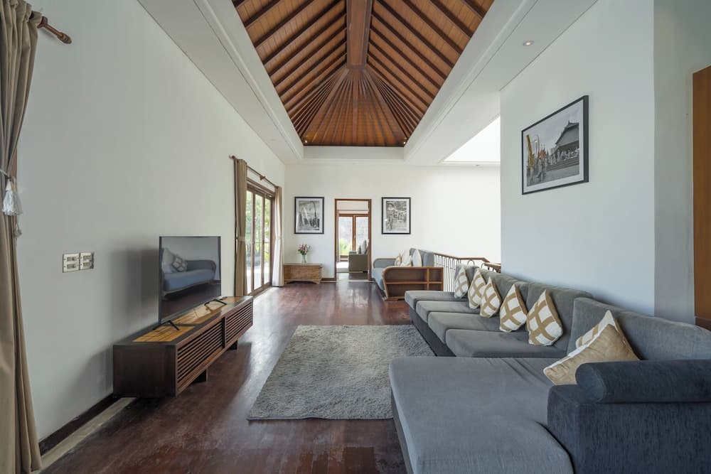 Villa Kaira