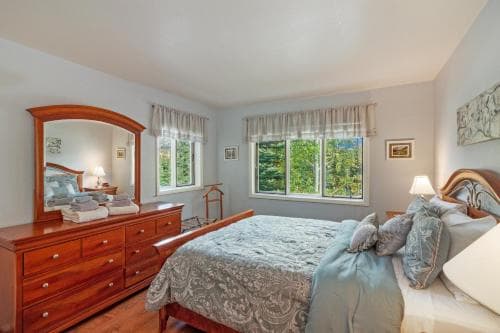 Silverpick Lodge