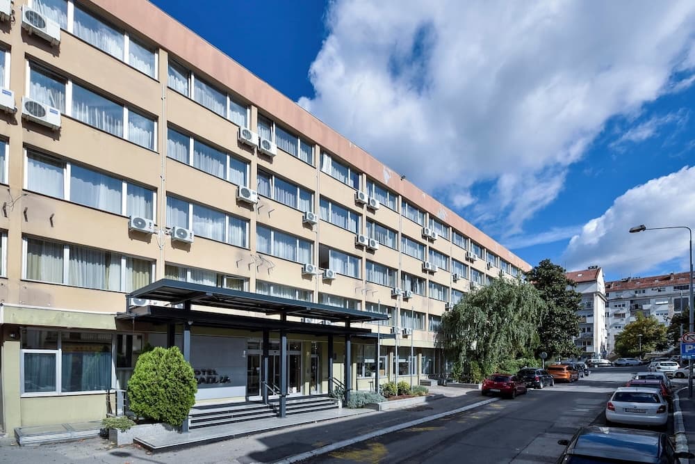 Hotel Sumadija