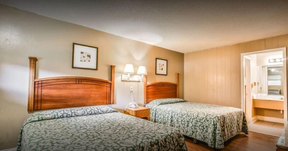 Real Value Inn