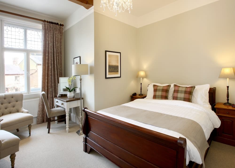 The Five Arrows Hotel