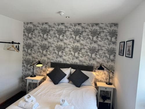 The Square Rooms.
