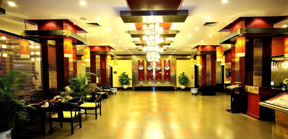 Cassia Plaza