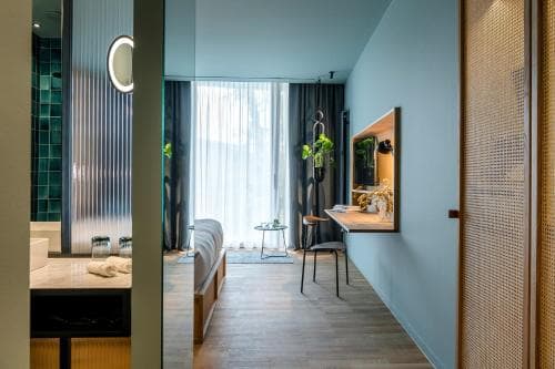 La Maison Hotel