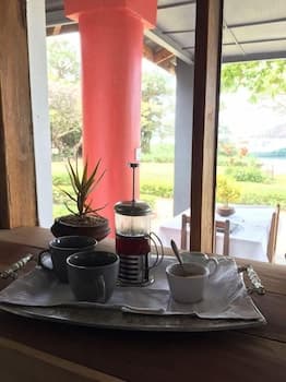 Monkey Bay Beach Lodge