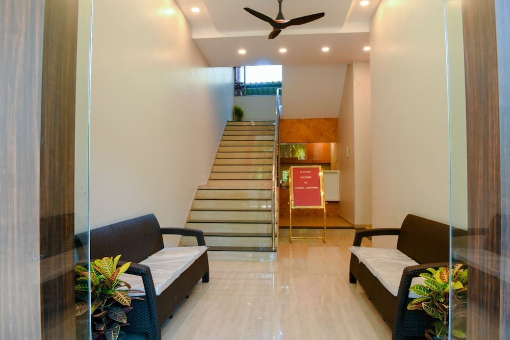 Malvan s Aishwarya Hotel
