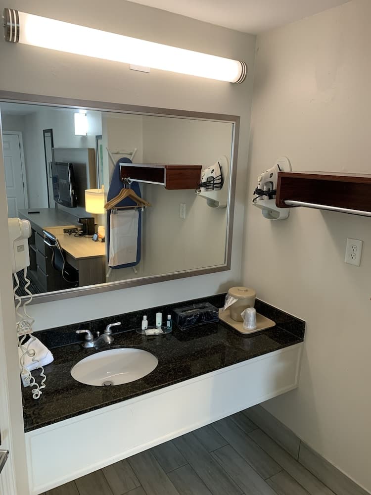 Quality Inn Gallatin