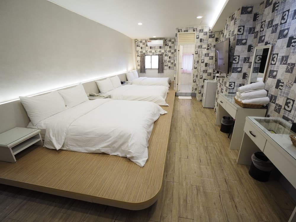HeYue Hotel