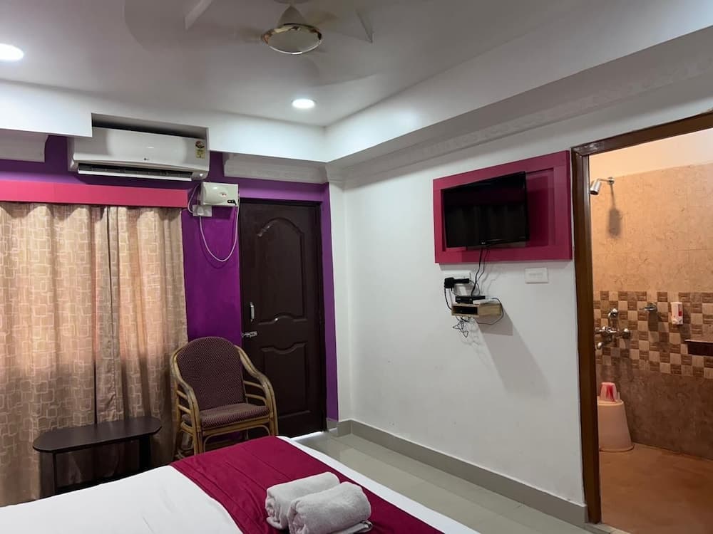 AT Hotels & Resorts