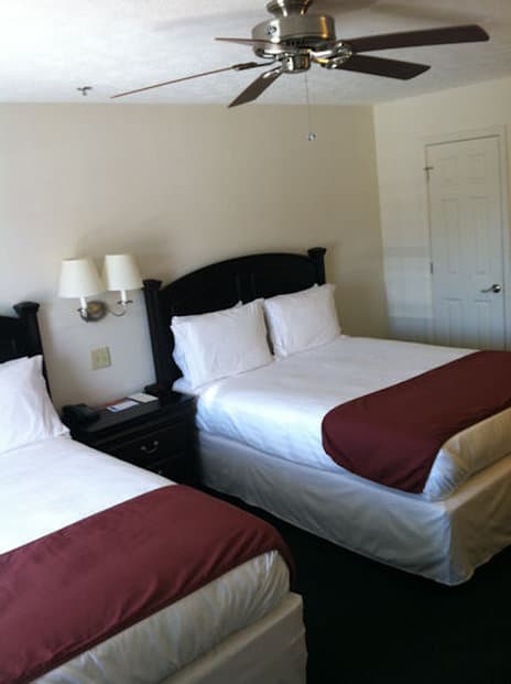 Crimson Inn