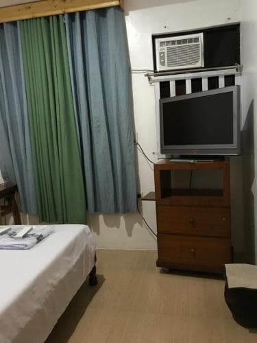 Checa Mountview Hotel