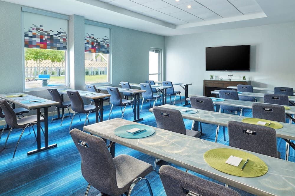 Aloft Frisco