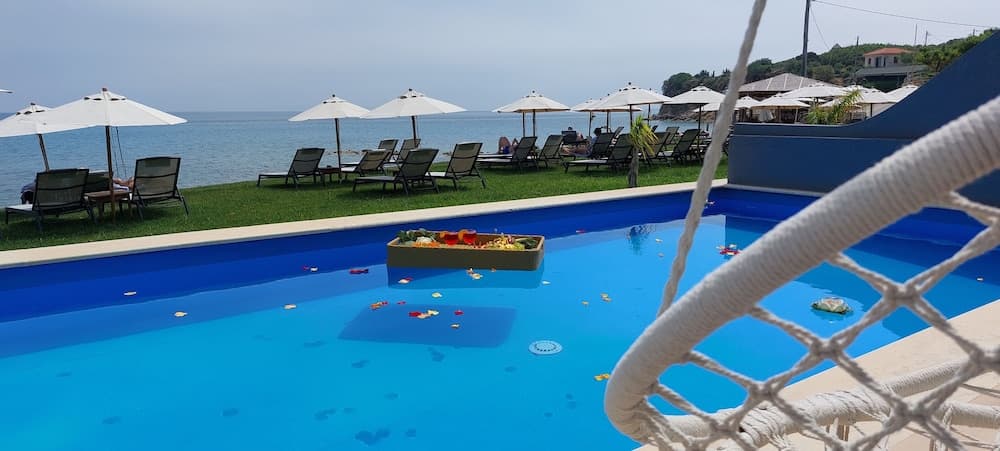 Cavo Orient Beach Hotel