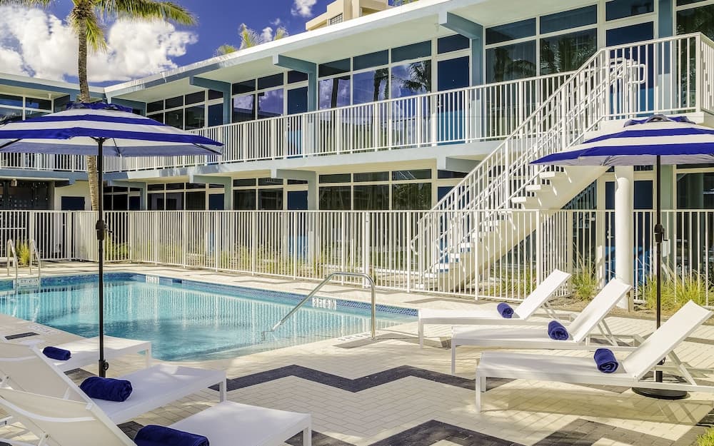 Plunge Beach Resort