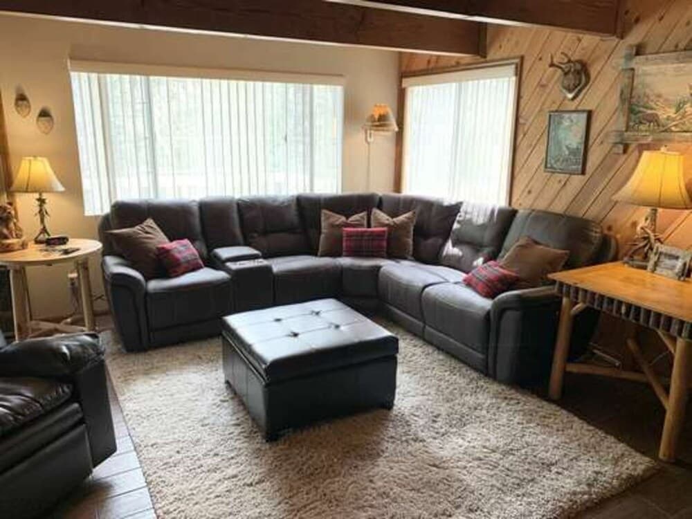 Switzerland - Cozy cabin set among the fragrant pine trees with peekaboo views of both ski resorts!
