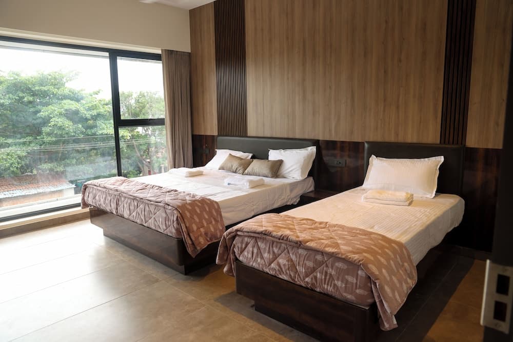 Mas Residency