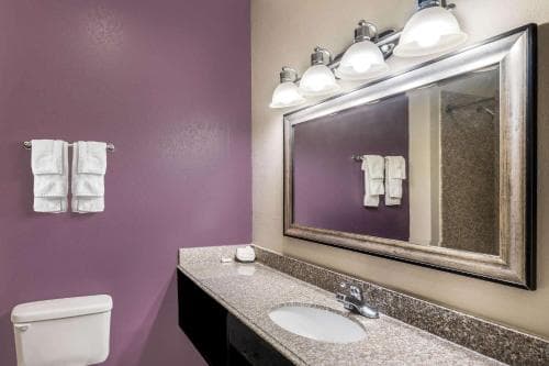 La Quinta Inn & Suites Canton