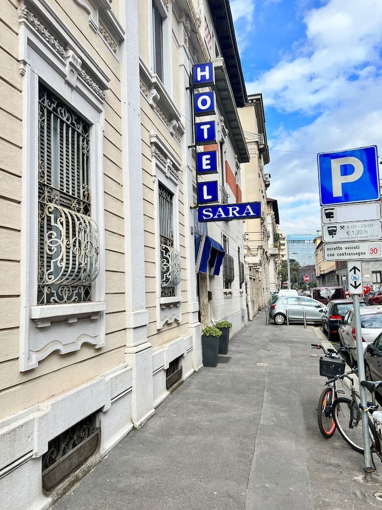 Sara Hotel