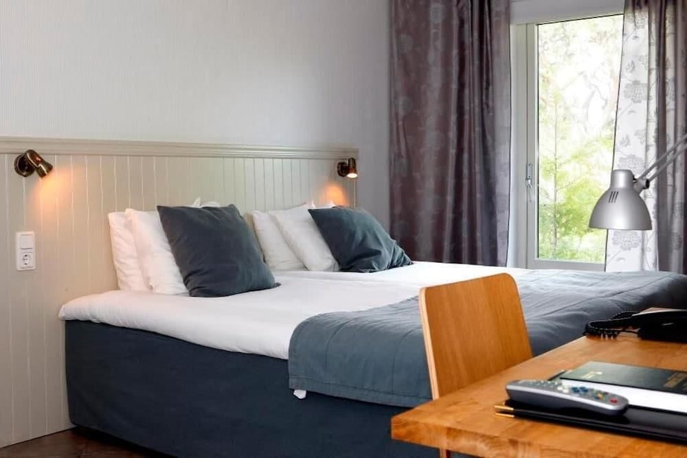 Adels Hotel