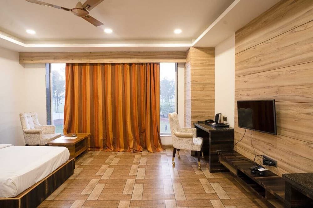 Hotel Dev Residency