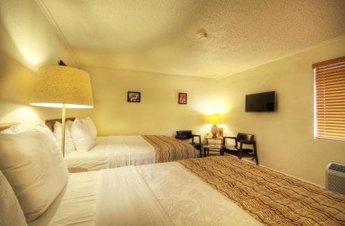 Roadrunner Lodge