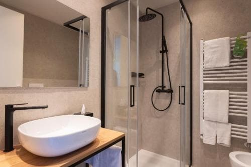 Hotel Carillon