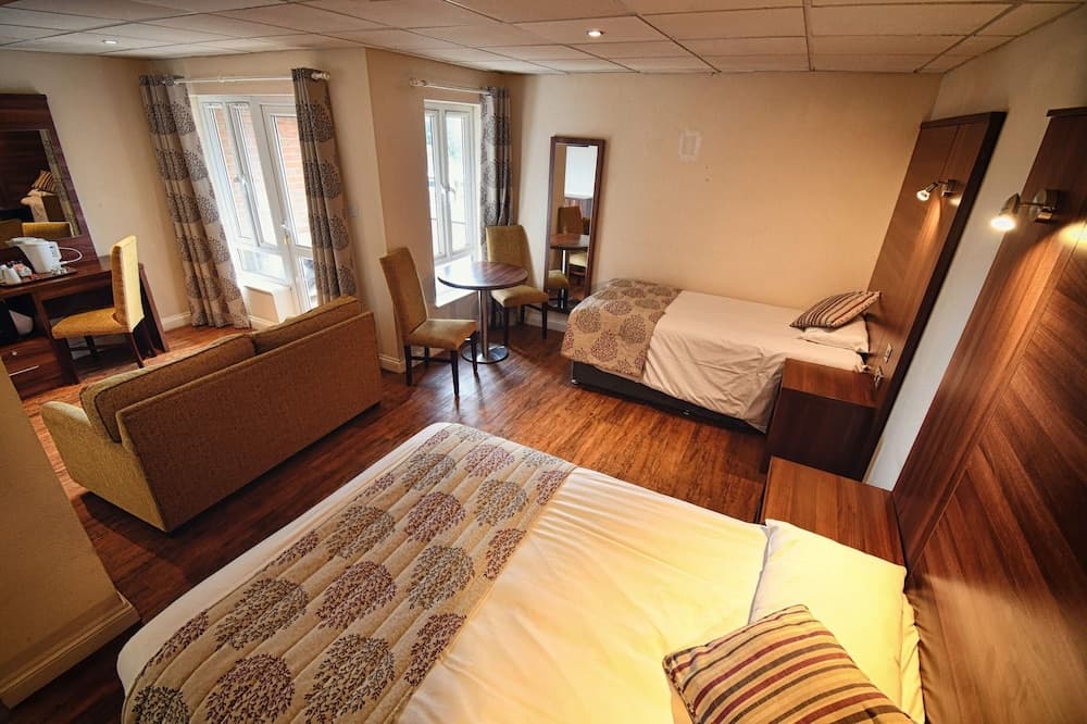 Oliver Cromwell Hotel
