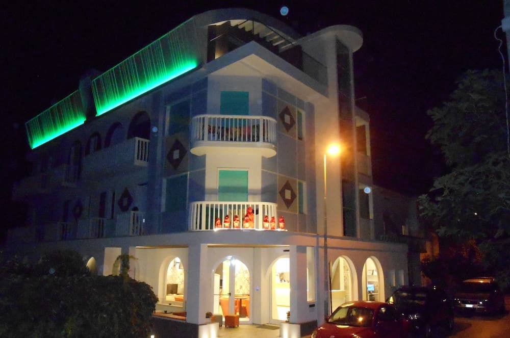 Hotel Biancaneve