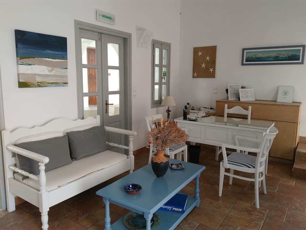 Hotel Roussos Beach
