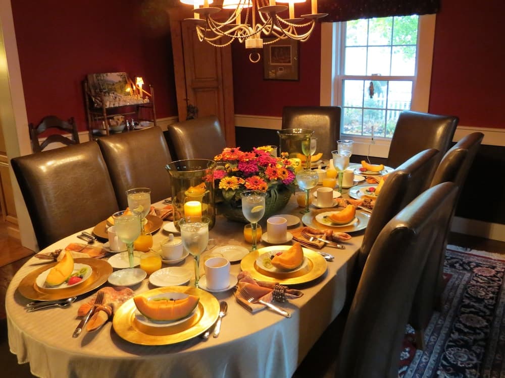 Shaker Farm Bed & Breakfast